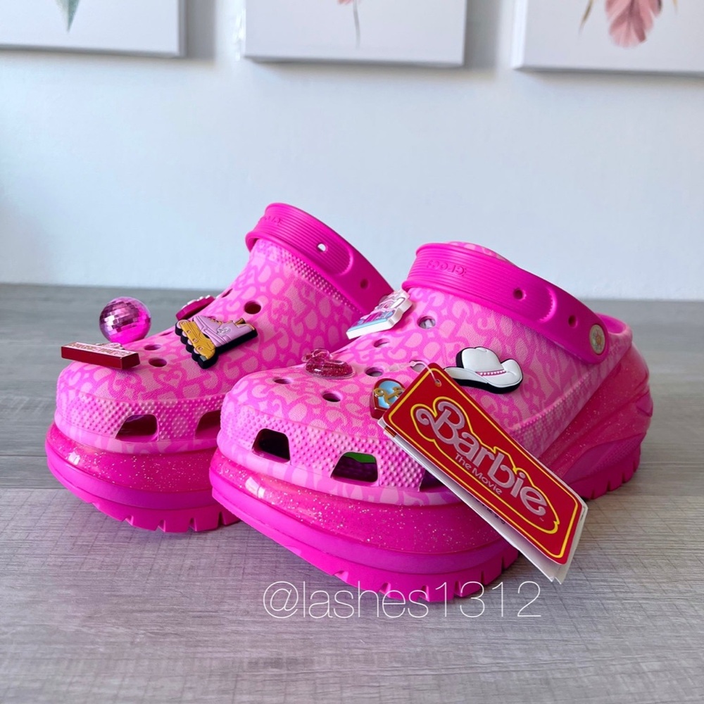 CROCS x BARBIE Movie Mega Crush Clogs Platform Shoes - Electric Pink- Women’s 9 - Picture 1 of 8